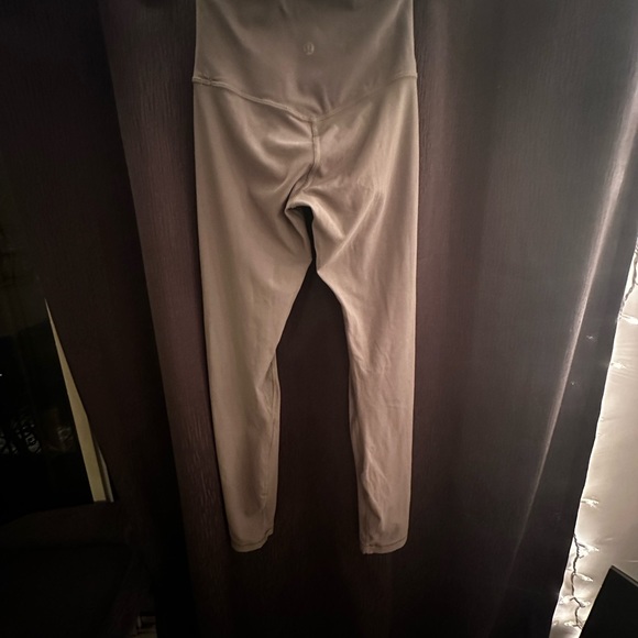 Olive Lululemon Pants - Size 2 - Picture 2 of 3